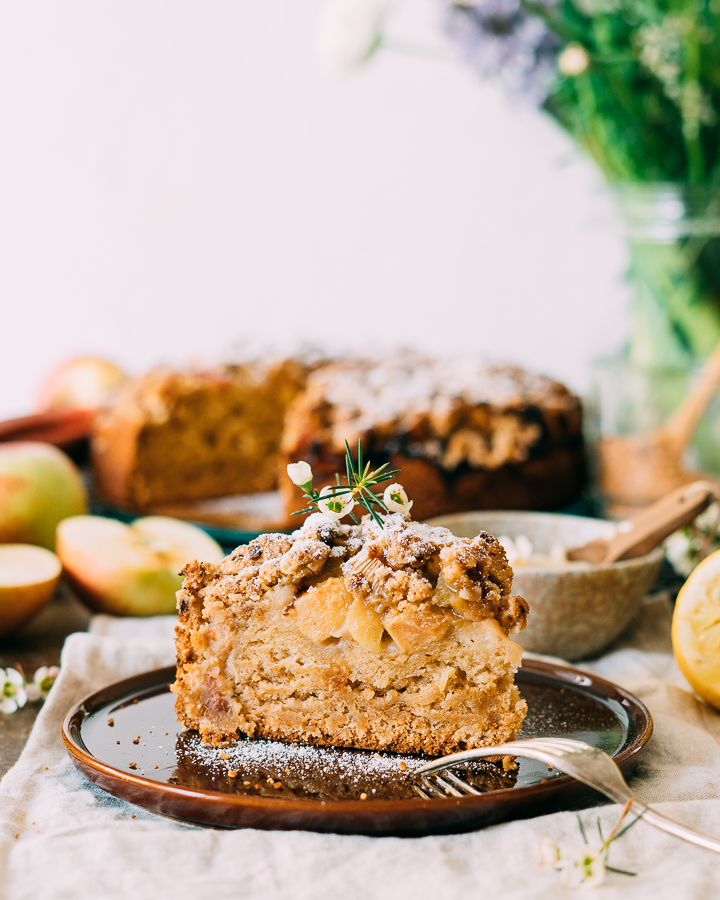 Apple Rhubarb Crumb Cake