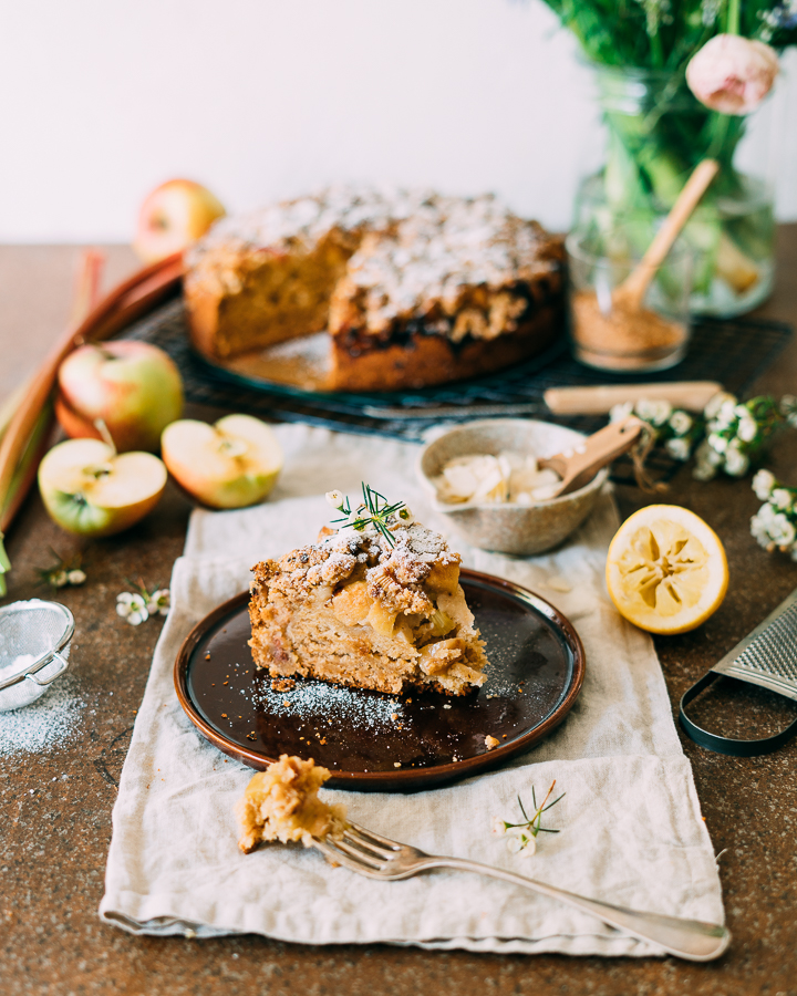 Apple Rhubarb Crumb Cake