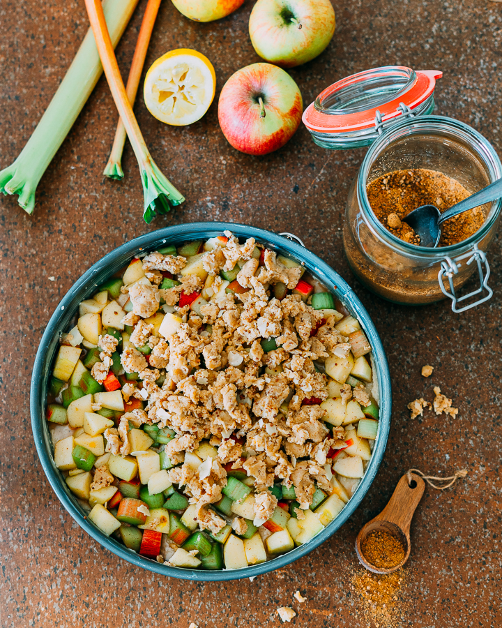 Apple Rhubarb Crumb Cake